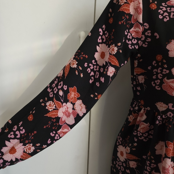 Aus 10 K-D Floral Red Black Long Sleeve V Neck Dress - Picture 14 of 16